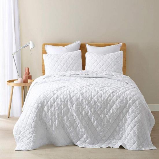Dynetrekksett Pure White Color Ruffled Sengeteppe